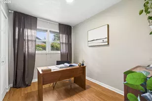 1038 NE 113th Ave, Portland, OR 97220 - Photo 23
