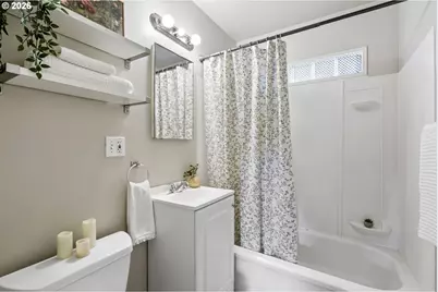 1038 NE 113th Ave, Portland, OR 97220 - Photo 19