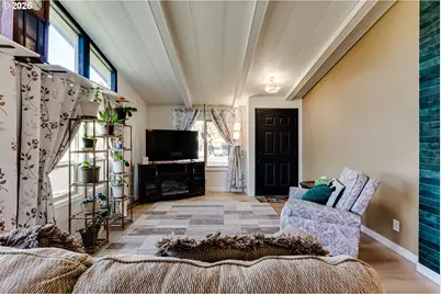 658 S 57th St #78, Springfield, OR 97478 - Photo 5