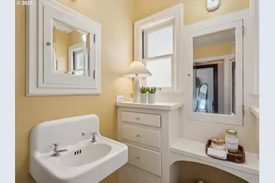 2833 NE 12th Ave, Portland, OR 97212 - Photo 21
