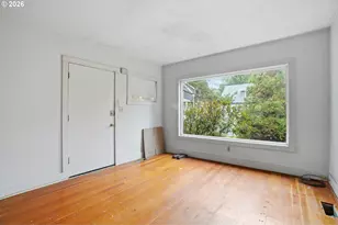 7420 SE Lincoln St, Portland, OR 97215 - Photo 5