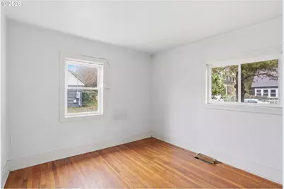 7420 SE Lincoln St, Portland, OR 97215 - Photo 7