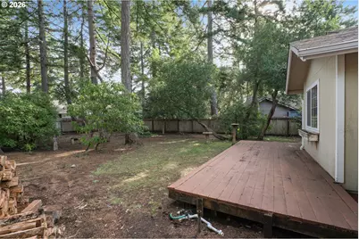 2356 N 22nd Ct, Florence, OR 97439 - Photo 37