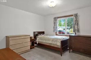 2356 N 22nd Ct, Florence, OR 97439 - Photo 33