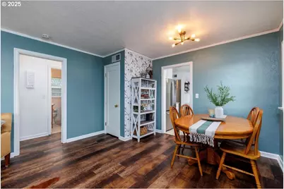 11805 SW Lincoln Ave, Portland, OR 97223 - Photo 7