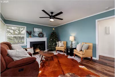 11805 SW Lincoln Ave, Portland, OR 97223 - Photo 3