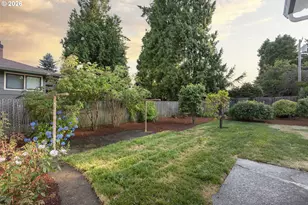8617 SE 36th Ave, Milwaukie, OR 97222 - Photo 41