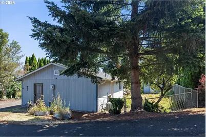 990 NW Angeline Ave, Gresham, OR 97030 - Photo 3