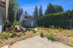 990 NW Angeline Ave, Gresham, OR 97030 - Photo 27