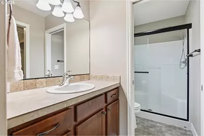 1075 Sage St, Silverton, OR 97381 - Photo 19