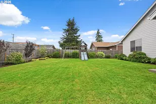 1075 Sage St, Silverton, OR 97381 - Photo 43