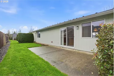 511 SE Clark Ave, Battle Ground, WA 98604 - Photo 11