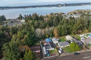 770 S Wasson St, Coos Bay, OR 97420 - Photo 37