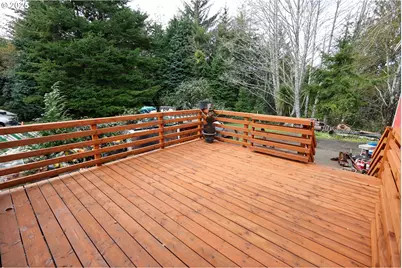 770 S Wasson St, Coos Bay, OR 97420 - Photo 29