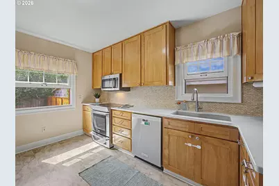 5241 SE 45th Ave, Portland, OR 97206 - Photo 9