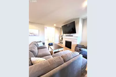 853 Farmington Dr, Junction City, OR 97448 - Photo 35