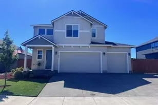 853 Farmington Dr, Junction City, OR 97448 - Photo 3
