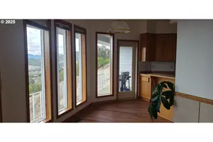 2984 NW Stacie Ct, Roseburg, OR 97471 - Photo 17