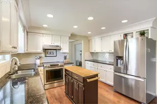 1073 Rafael Ave N, Keizer, OR 97303 - Photo 7
