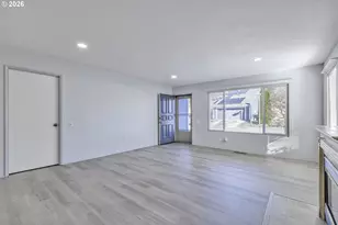 15765 SW Highland Ct, Portland, OR 97224 - Photo 5