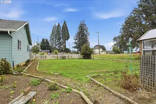 28095 Clear Lake Rd, Eugene, OR 97402 - Photo 37