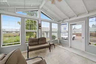 28095 Clear Lake Rd, Eugene, OR 97402 - Photo 13