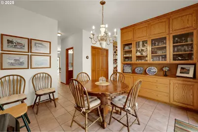 1789 Lake Shore Dr, Eugene, OR 97408 - Photo 19