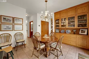 1789 Lake Shore Dr, Eugene, OR 97408 - Photo 19