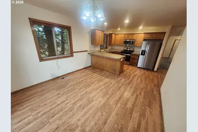 8330 NE 16th St, Vancouver, WA 98664 - Photo 17