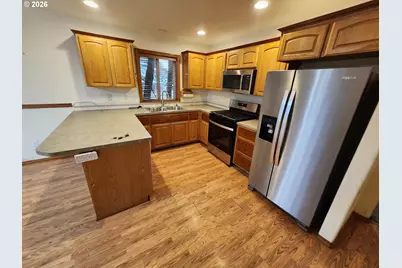 8330 NE 16th St, Vancouver, WA 98664 - Photo 11
