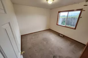 8330 NE 16th St, Vancouver, WA 98664 - Photo 23