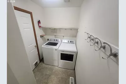 8330 NE 16th St, Vancouver, WA 98664 - Photo 29