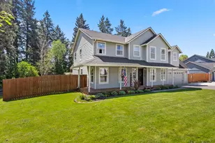724 E 7th St, La Center, WA 98629 - Photo 3