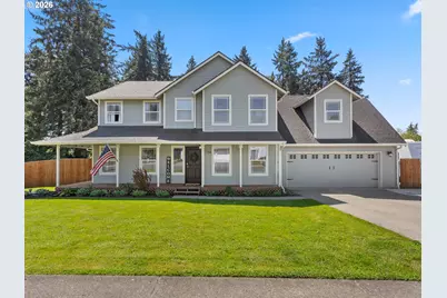 724 E 7th St, La Center, WA 98629 - Photo 1