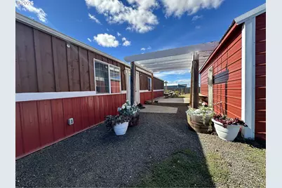 3408 Wayward Wind Rd, Goldendale, WA 98620 - Photo 3