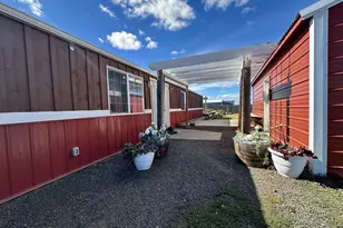 3408 Wayward Wind Rd, Goldendale, WA 98620 - Photo 3