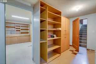 9734 SE Harrison St, Portland, OR 97216 - Photo 23