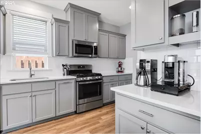 2754 Inna Ave NW, Salem, OR 97304 - Photo 13