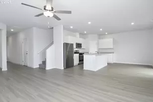 1375 Owl Ave, Woodburn, OR 97071 - Photo 3