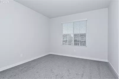 1375 Owl Ave, Woodburn, OR 97071 - Photo 19