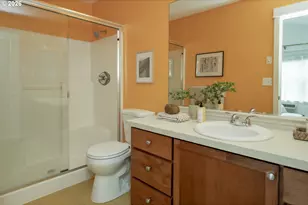 1998 NE 50th Way, Hillsboro, OR 97124 - Photo 25