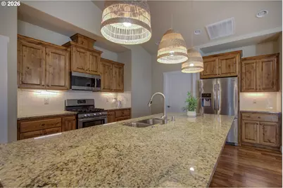 310 NE 17th St, Battle Ground, WA 98604 - Photo 13