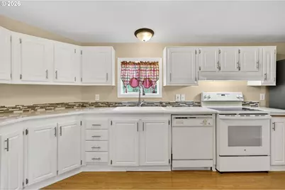 8750 SE 155th Ave #23B, Happy Valley, OR 97086 - Photo 11