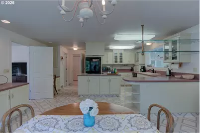 87630 Woodmere E, Florence, OR 97439 - Photo 7