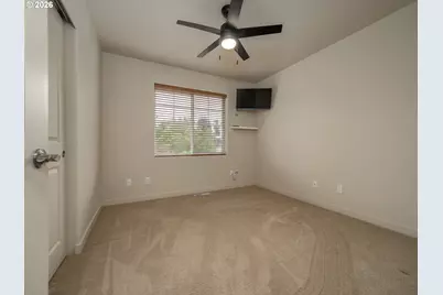 13605 SW King Lear Way, King City, OR 97224 - Photo 33