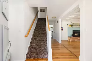 9050 SW Capitol Hwy, Portland, OR 97219 - Photo 3