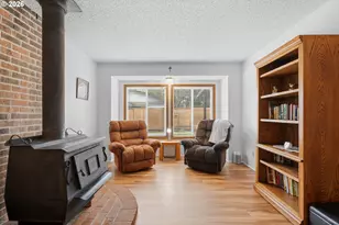 799 SW Orchard Pl, Gresham, OR 97080 - Photo 9