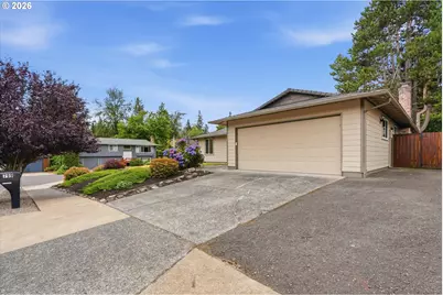 799 SW Orchard Pl, Gresham, OR 97080 - Photo 3