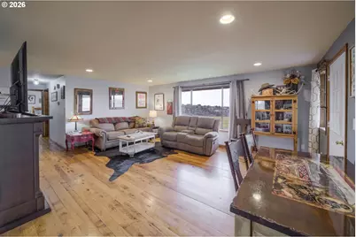 950 SE Dover Ln, Madras, OR 97741 - Photo 35