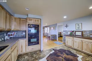 950 SE Dover Ln, Madras, OR 97741 - Photo 33